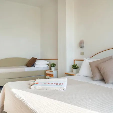 Hotell Universal & Homes Cattolica
