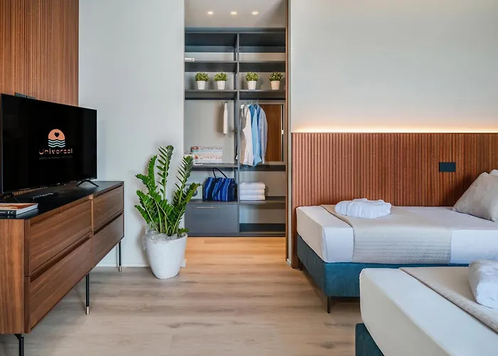 Universal Hotel & Homes كاتوليكا