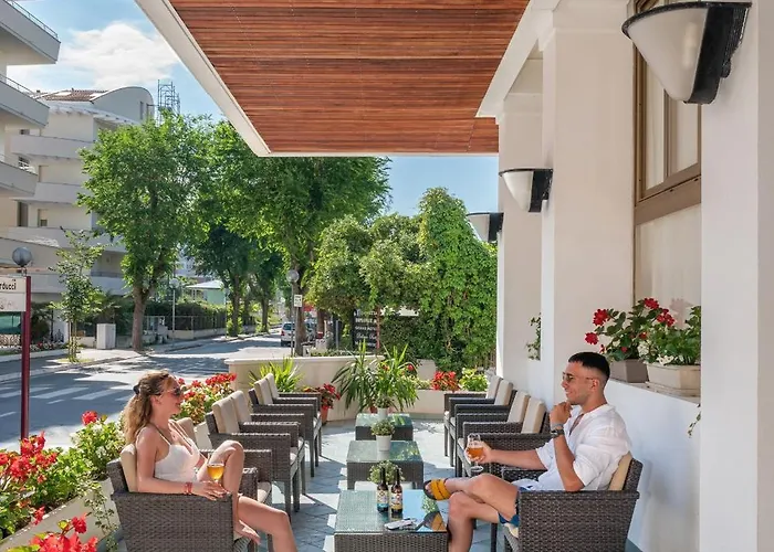 Universal & Homes Cattolica