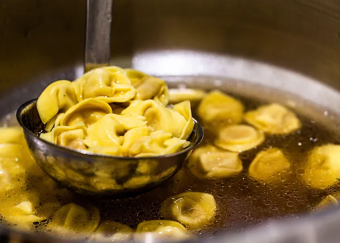 Universal Hotel & Homes 호텔 카톨리카